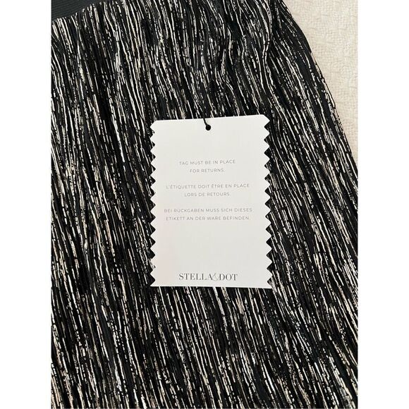 New Stella and Dot Reversible skirt silver and black fancy - Picture 2 of 5